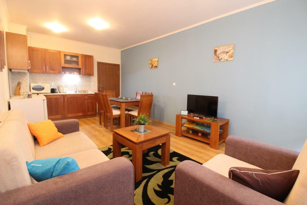 Pine Tree Apartment 3 - B3 Бансько Екстер'єр фото